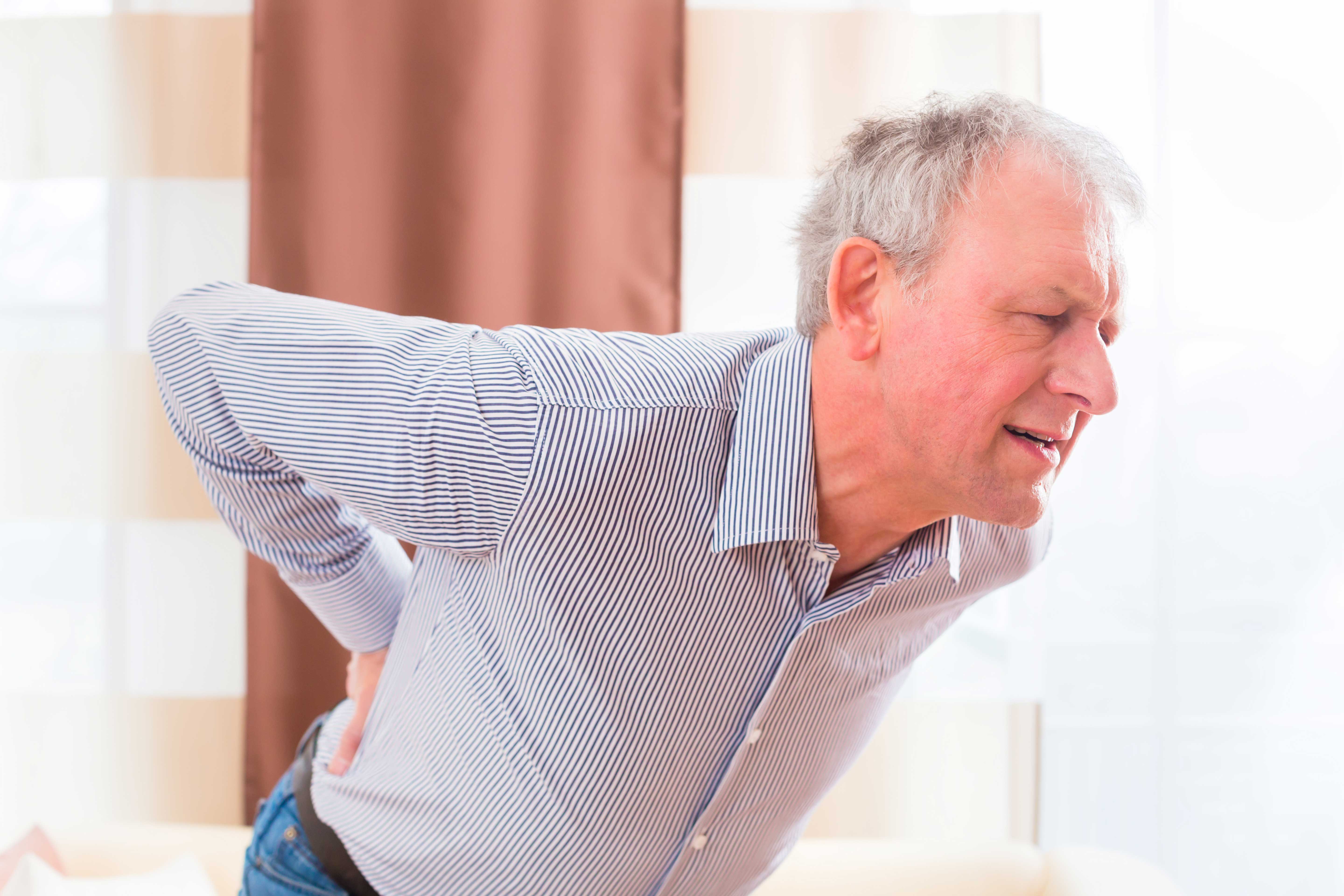 why-low-back-pain-may-not-go-away-redden-total-therapy