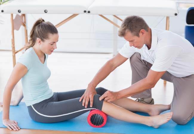 how-to-make-knee-and-hip-pain-go-away-redden-total-therapy